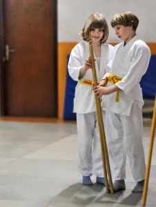 Dva pojasa, jedan put